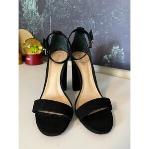 Schutz black suede block heel Size 9.5